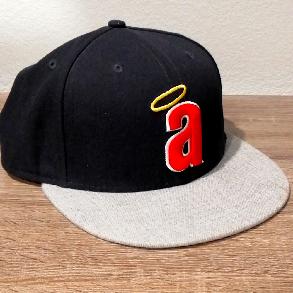 New Era Anaheim Angels Old School Logo Snapback